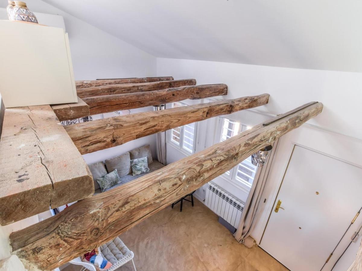 Apartamento En La Plaza De Lavapies Para 4 Personas Madri Exterior foto