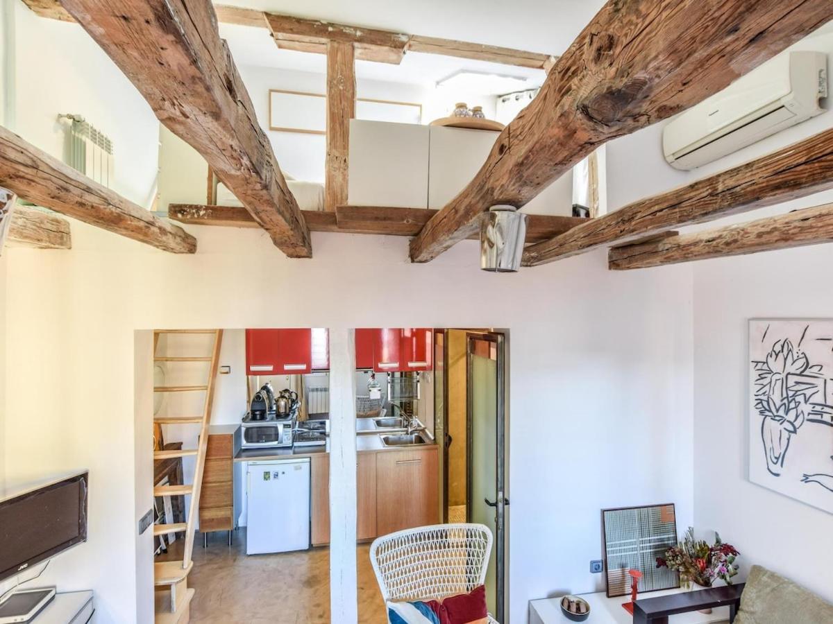 Apartamento En La Plaza De Lavapies Para 4 Personas Madri Exterior foto