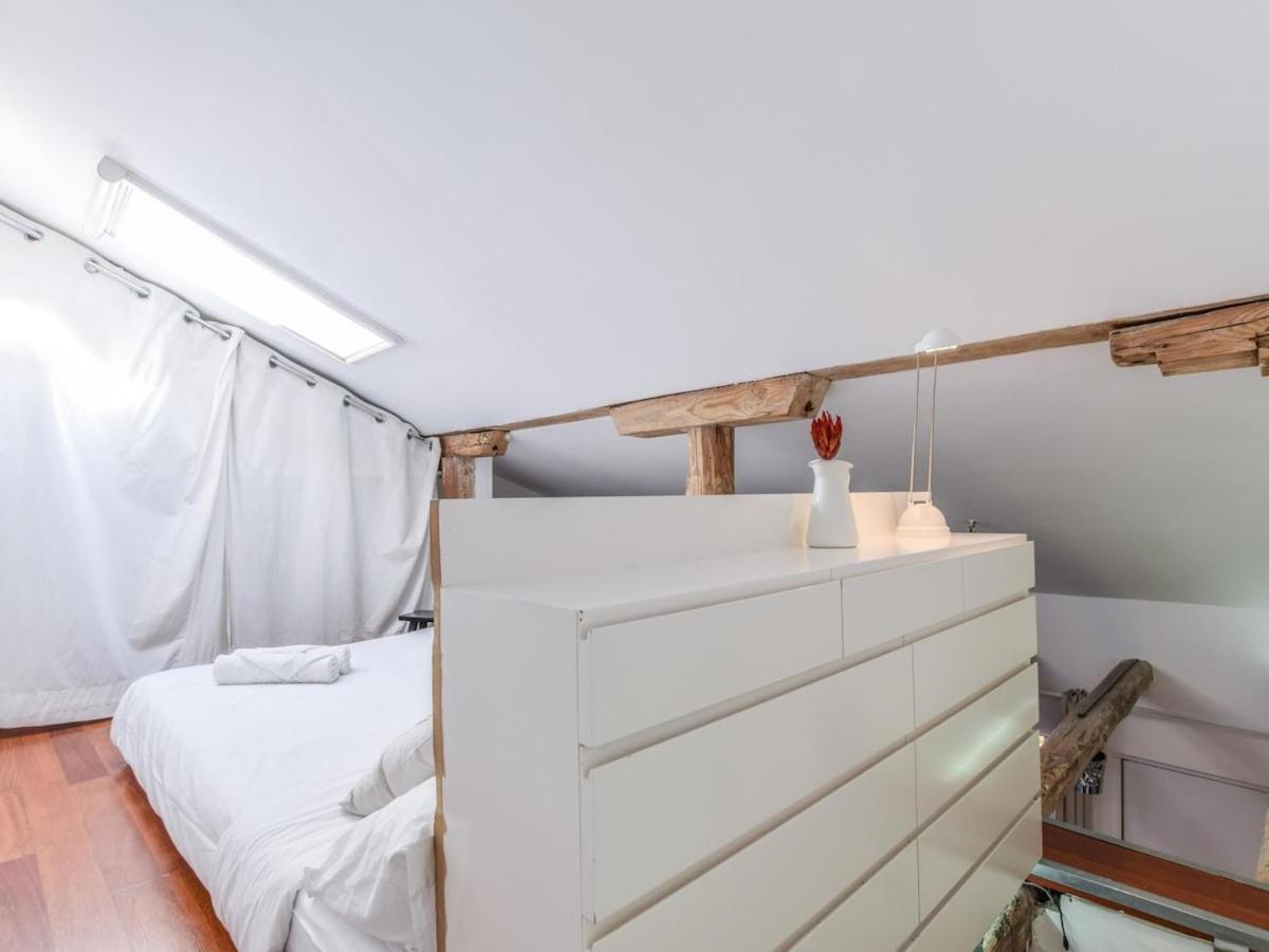 Apartamento En La Plaza De Lavapies Para 4 Personas Madri Exterior foto